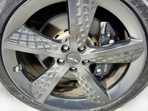 Used 2022 Genesis GV70 3.5T Sport w/ Sport Prestige Package AWD/4WD image 33