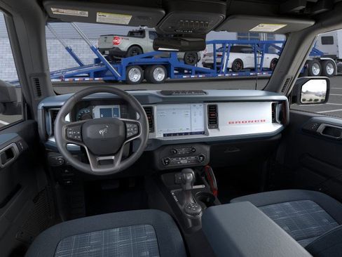 New 2025 Ford Bronco Heritage Edition image 9