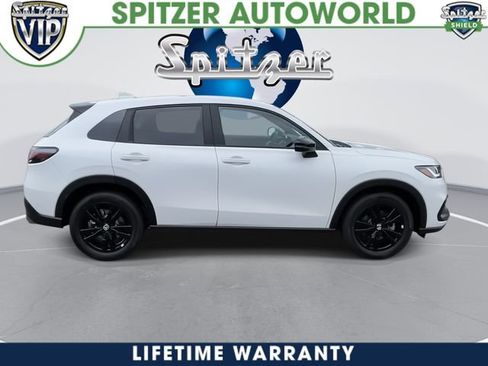 New 2026 Honda HR-V Sport image 2