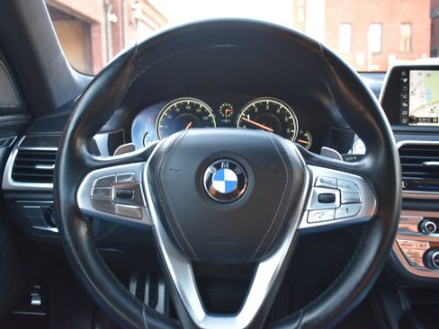 Used 2016 BMW 750i xDrive 4dr Sdn 750i xDrive AWD image 24