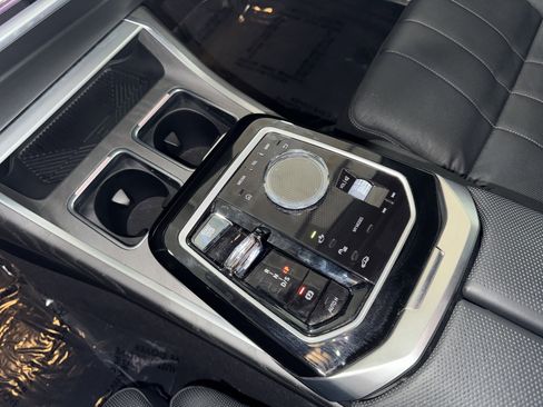 Used 2024 BMW 760i xDrive 760i xDrive w/ Executive Package image 29