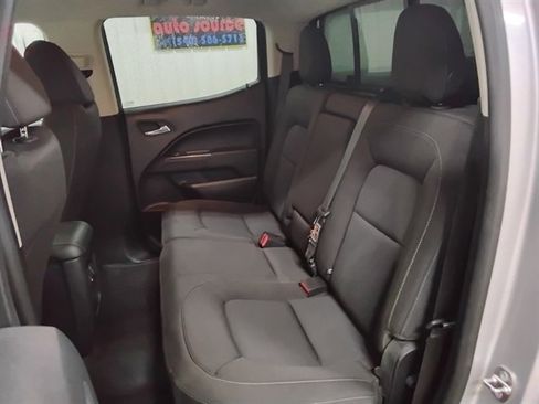 Used 2019 Chevrolet Colorado LT w/ LT Convenience Package AWD/4WD image 13