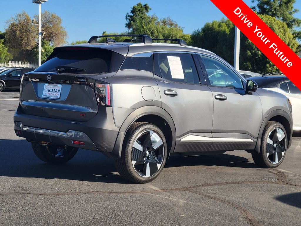 Used 2026 Nissan Kicks SR w/ SR Premium Package FWD image 4