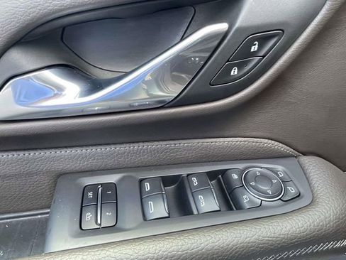Certified 2023 GMC Yukon Denali w/ Advanced Technology Package AWD/4WD image 19