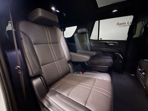 Used 2025 Chevrolet Tahoe High Country image 35