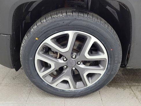 Used 2016 Jeep Renegade Latitude image 31