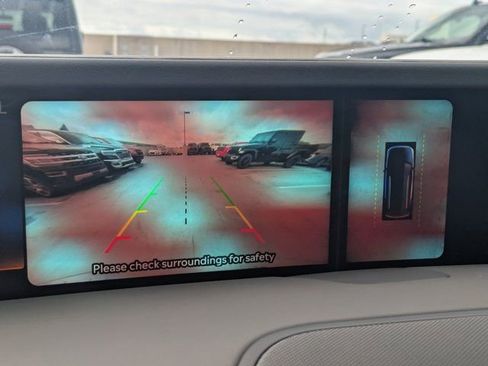 Used 2024 Lincoln Nautilus Premier w/ Equipment Group 102A image 19