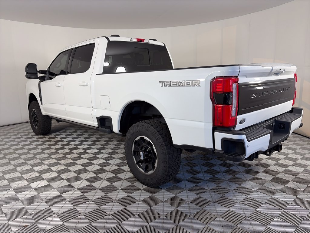 Used 2025 Ford F350 Platinum w/ Tremor Off-Road Package AWD/4WD image 5