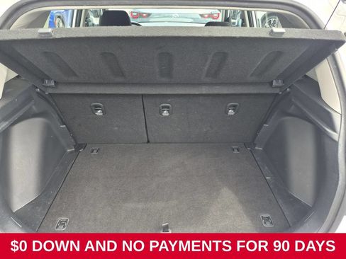 Used 2025 Hyundai Venue SEL FWD image 29