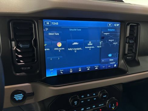 Used 2022 Ford Bronco Wildtrak image 23