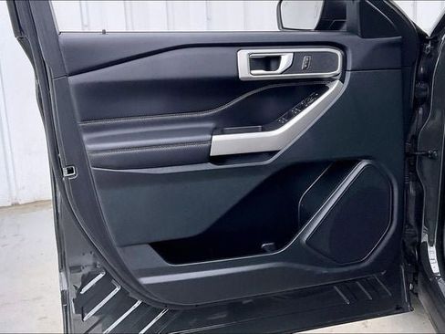 Used 2023 Ford Explorer XLT w/ Equipment Group 202A image 20