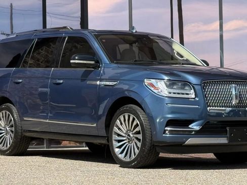 Used 2020 Lincoln Navigator Reserve w/ Luxury Package AWD/4WD image 17