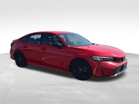 Used 2025 Honda Civic Sport image 2