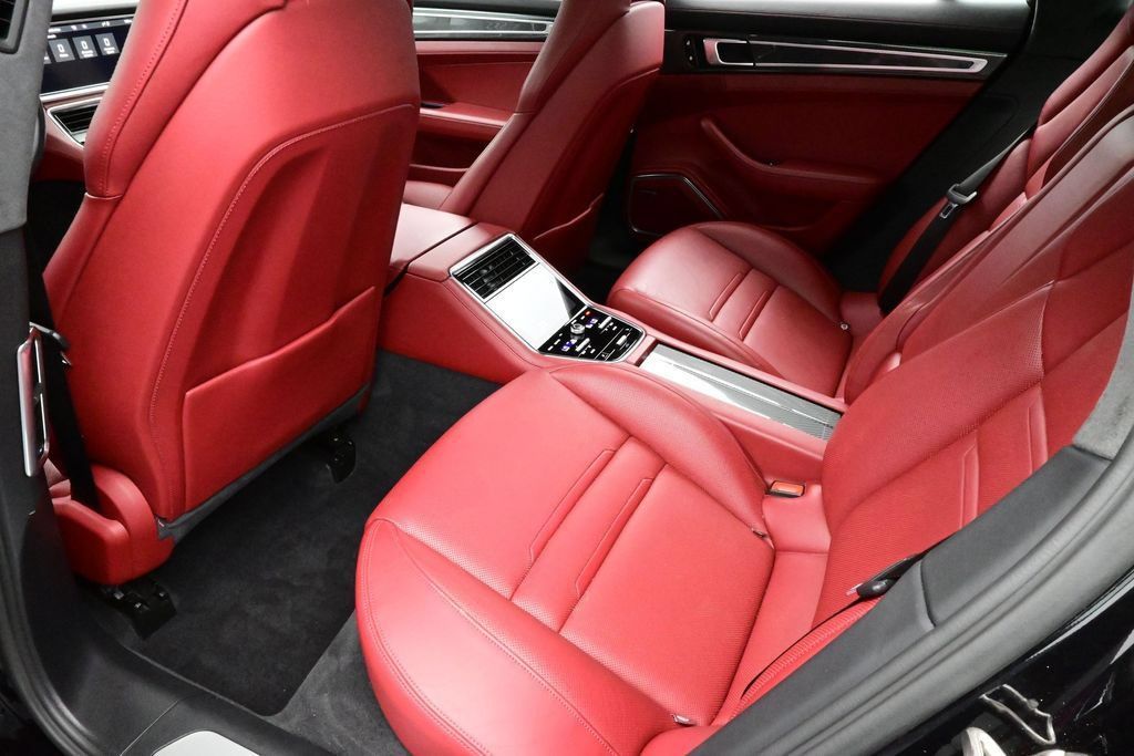 Certified 2021 Porsche Panamera Turbo S AWD/4WD image 15