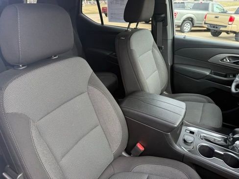 Certified 2023 Chevrolet Traverse LT image 29