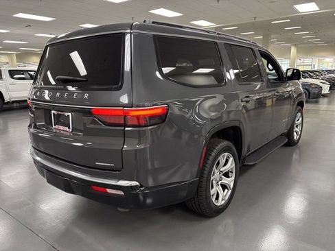 Used 2022 Jeep Wagoneer Series II AWD/4WD image 7