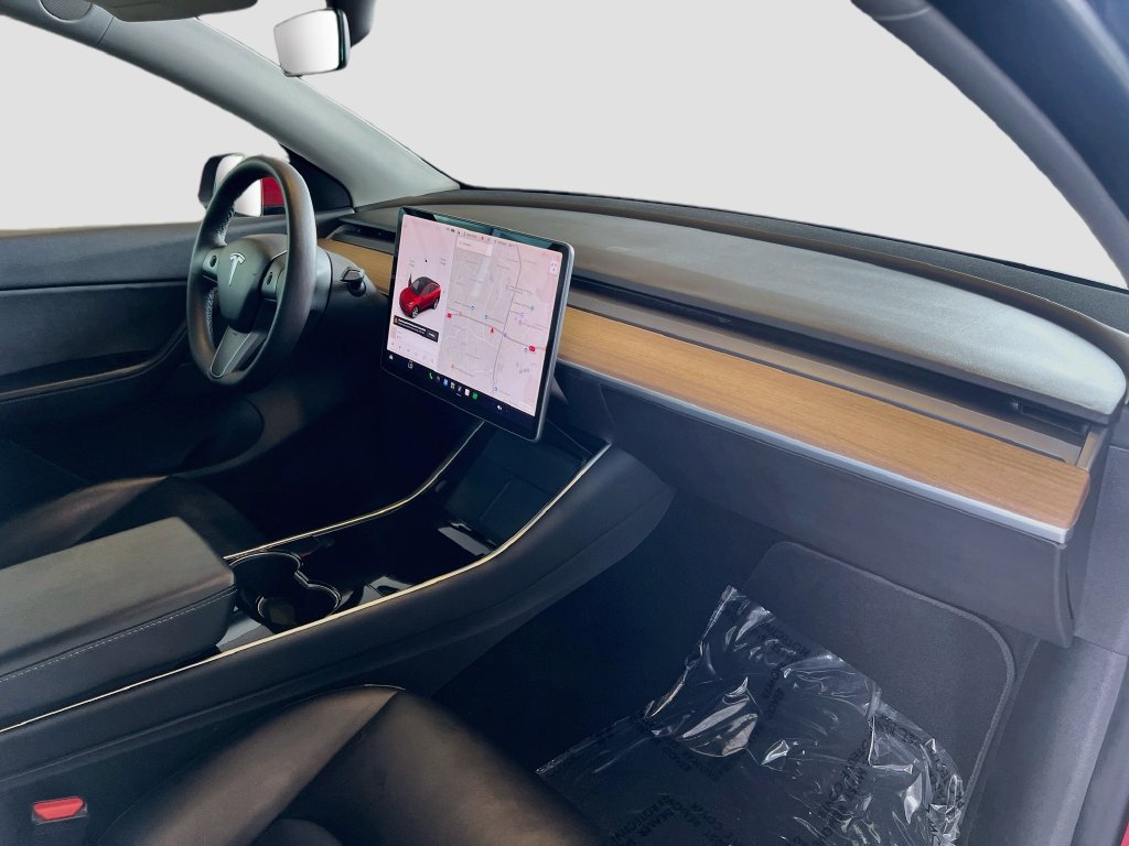 Used 2021 Tesla Model Y Long Range AWD/4WD image 29