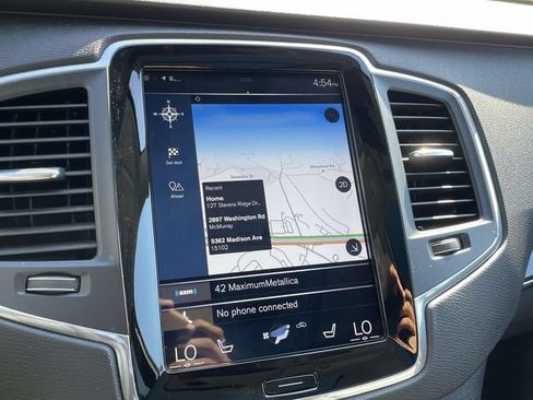 Used 2019 Volvo XC90 T5 Momentum w/ Protection Package Premier AWD/4WD image 29