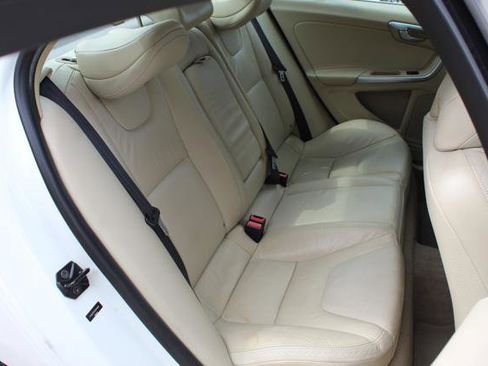 Used 2012 Volvo S60 T5 FWD image 24