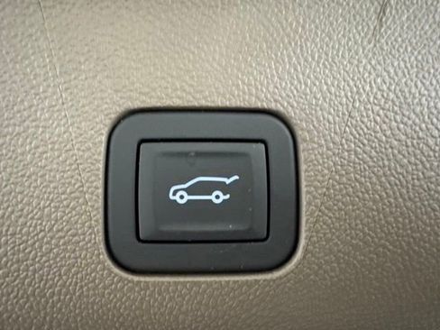 New 2026 GMC Yukon Denali w/ Sun & Power Step Package RWD image 8
