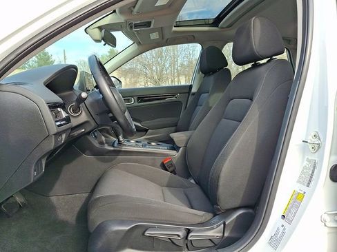 Certified 2022 Honda Civic EX image 13