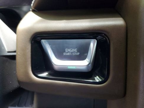 Used 2025 GMC Yukon XL Denali Ultimate AWD/4WD image 23