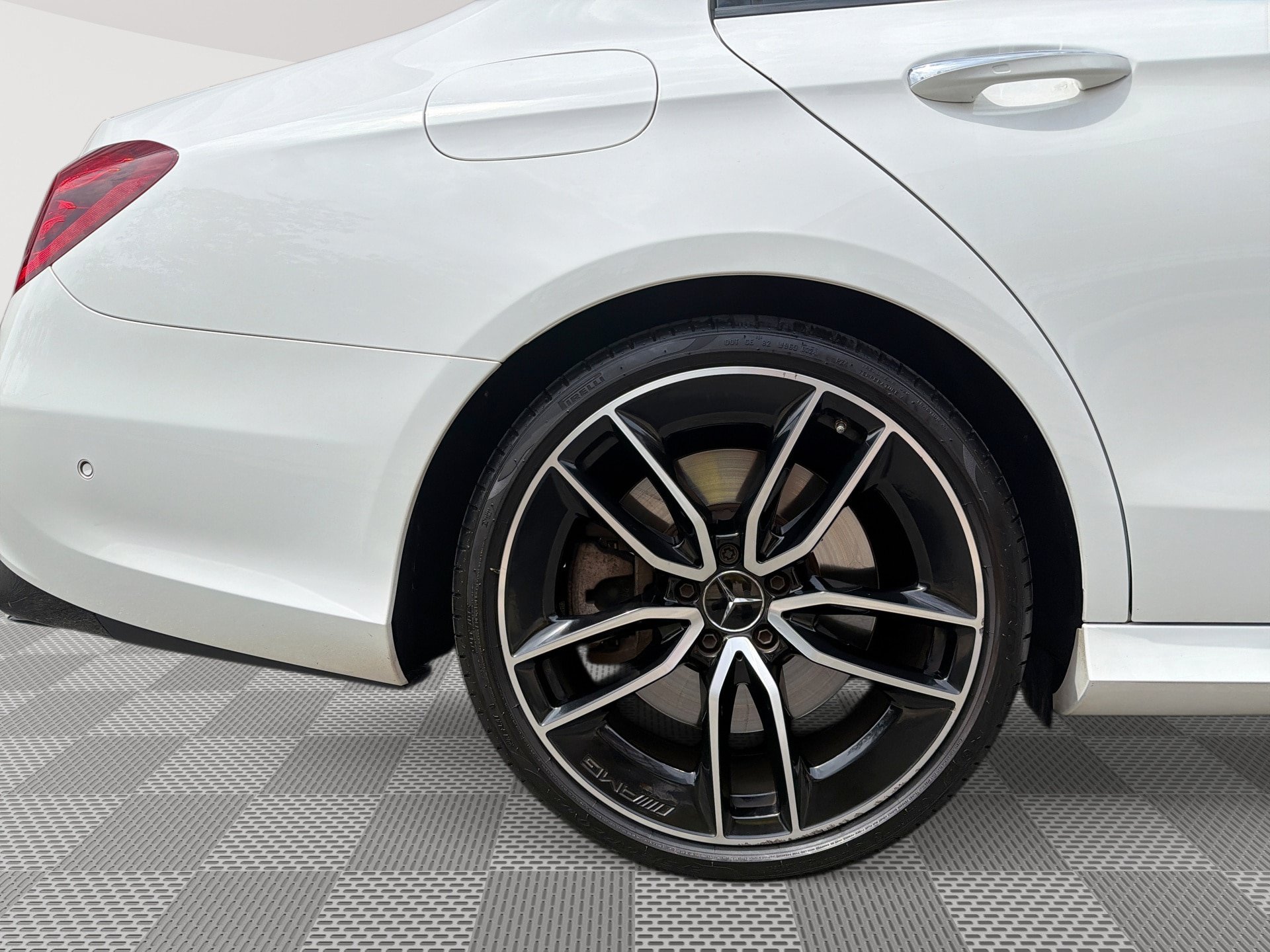 Used 2020 Mercedes-Benz E 53 AMG 4MATIC Sedan image 30
