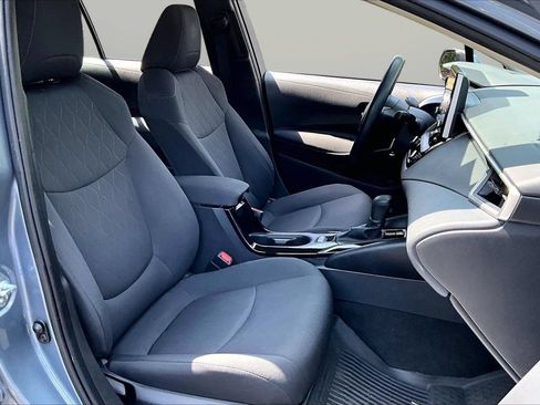 Used 2021 Toyota Corolla LE w/ LE Convenience Package FWD image 22