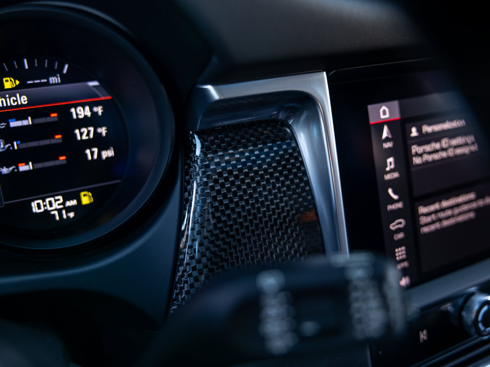 Certified 2023 Porsche Macan S AWD/4WD image 36