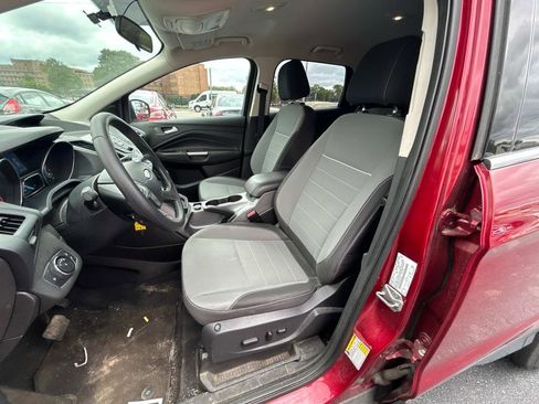 Used 2014 Ford Escape SE image 18