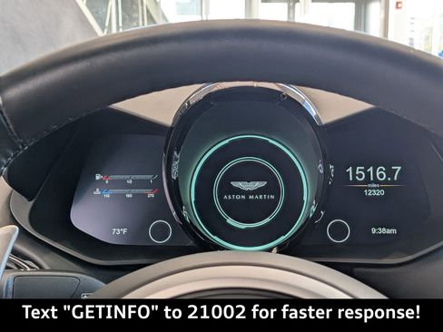 Used 2020 Aston Martin V8 Vantage Coupe image 27
