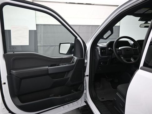 New 2025 Ford F150 XLT w/ Equipment Group 301A Standard image 8