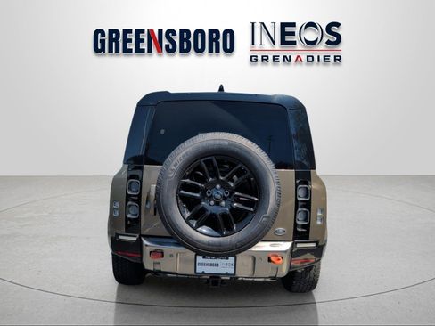 Used 2020 Land Rover Defender 110 X AWD/4WD image 4