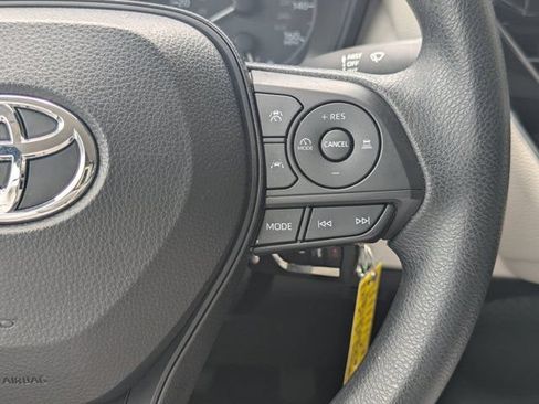 Used 2023 Toyota Corolla LE FWD image 22