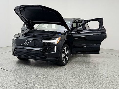 New 2026 Volvo EX90 Plus AWD/4WD image 9