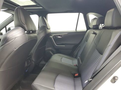 Used 2022 Toyota RAV4 XSE AWD/4WD image 28