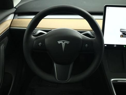 Used 2023 Tesla Model 3 Standard Range RWD image 34