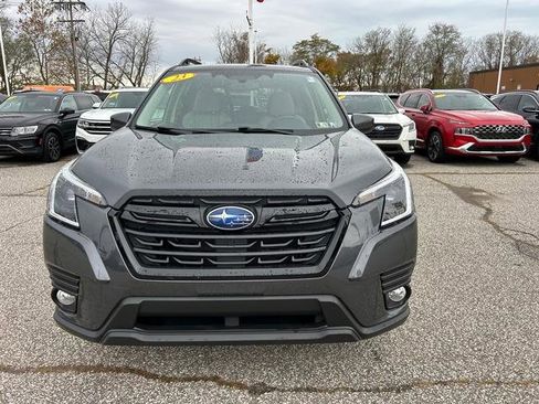 Used 2023 Subaru Forester Premium image 8