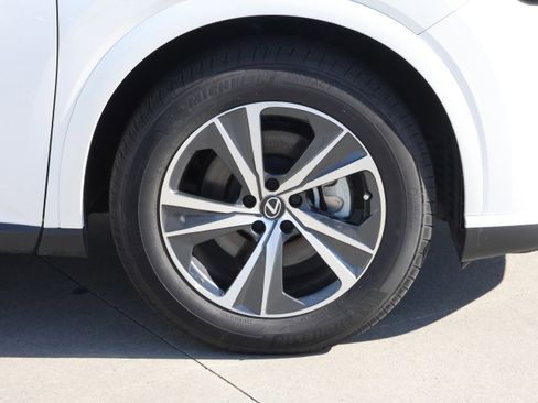 Used 2025 Lexus RX 350 FWD image 11