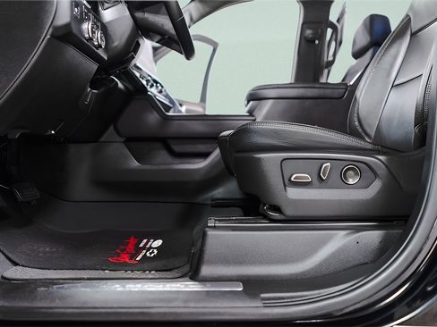 Used 2024 GMC Sierra 3500 Denali image 27