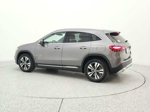 Used 2025 Mercedes-Benz GLA 250 image 7