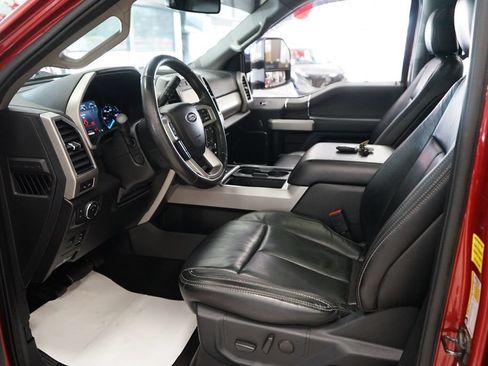 Used 2020 Ford F250 Lariat w/ Lariat Ultimate Package AWD/4WD image 28