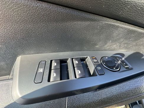 New 2026 Kia Sportage LX FWD image 13