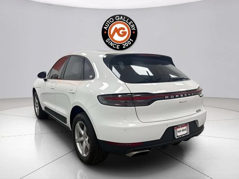 Used 2020 Porsche Macan AWD/4WD image 5
