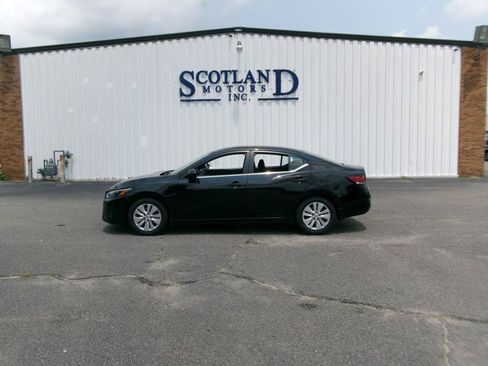 Used 2025 Nissan Sentra S FWD image 1
