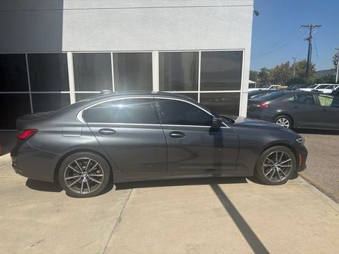 Used 2019 BMW 330i Sedan RWD image 4