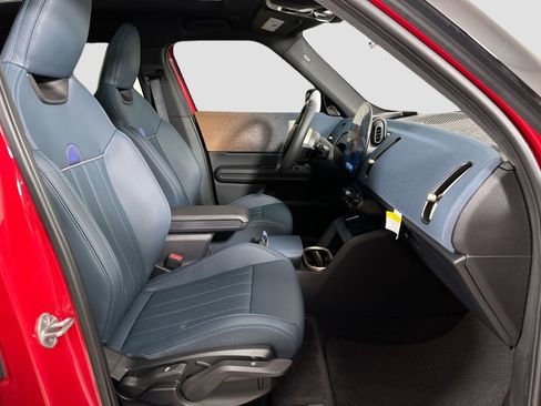 Certified 2025 MINI Cooper Countryman S image 32