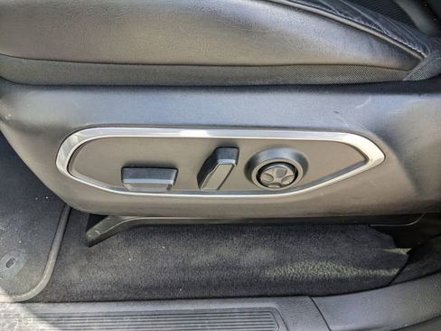 Used 2024 Jeep Wagoneer L Series II w/ Flexible Seating Group image 24