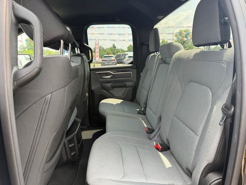 Used 2021 RAM 1500 Big Horn AWD/4WD image 17