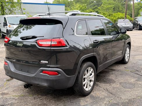 Used 2016 Jeep Cherokee Latitude w/ Comfort/Convenience Group FWD image 7